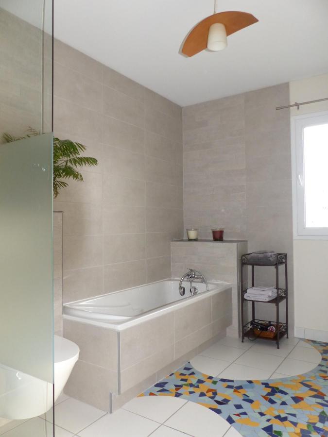Montagnieu  Les Enselmes Bed & Breakfast エクステリア 写真